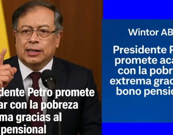 foto de presidente petro bono pensional